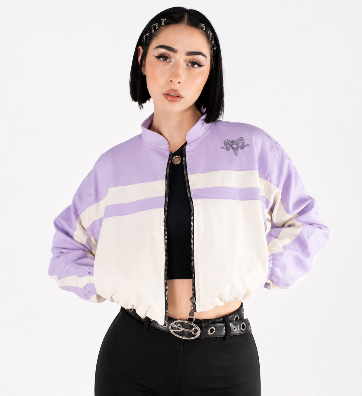 Chaqueta Bomber Cropped Bicolor con Rayas y Estampado