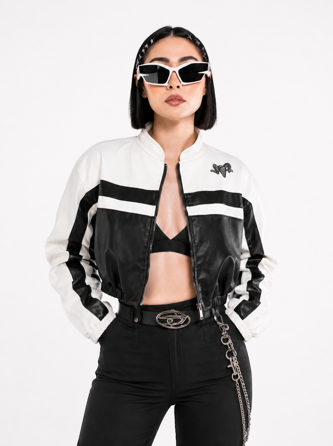 Chaqueta Bomber Cropped Bicolor con Rayas y Estampado