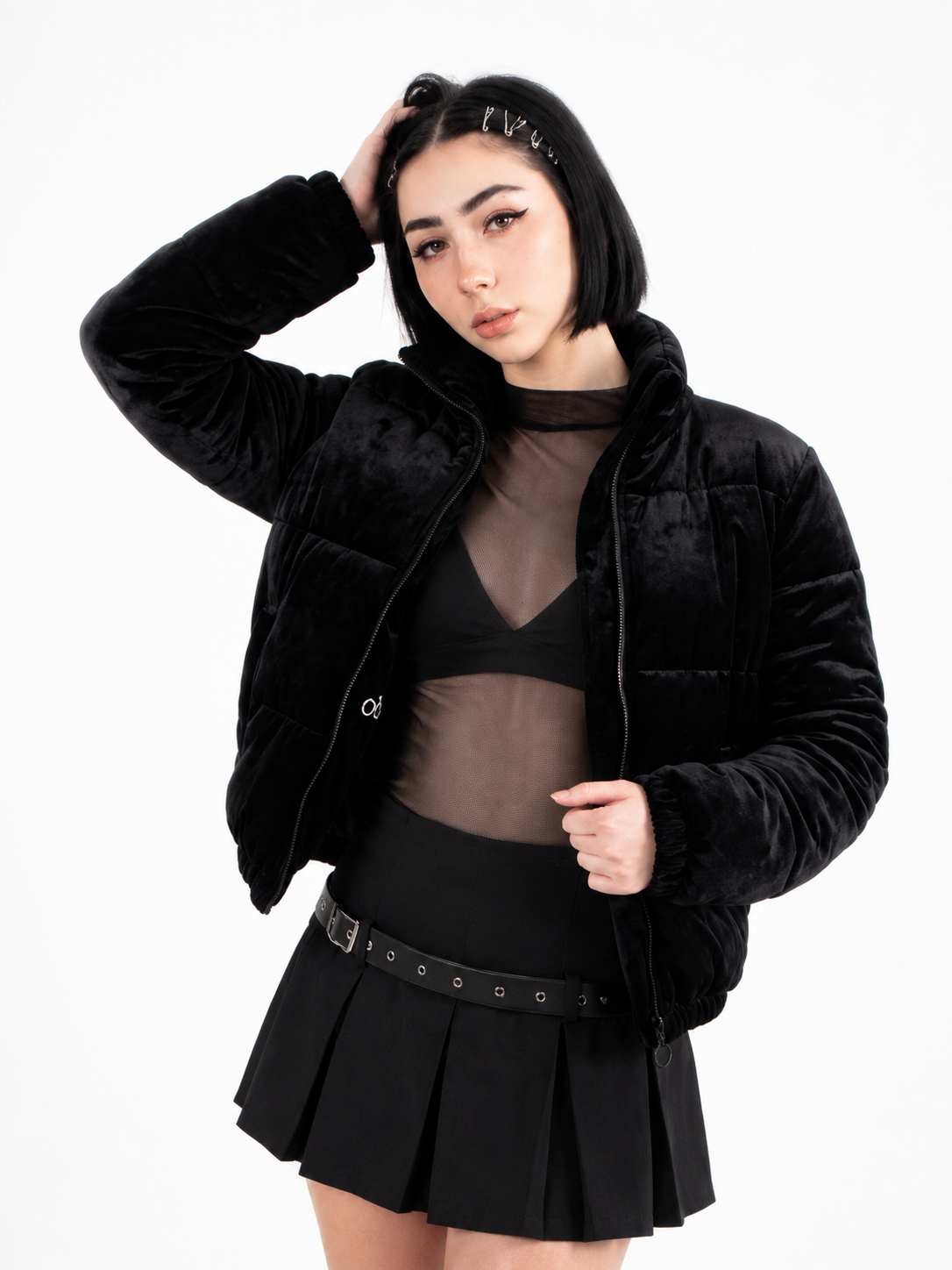 Chaqueta Puffer Cropped de Terciopelo